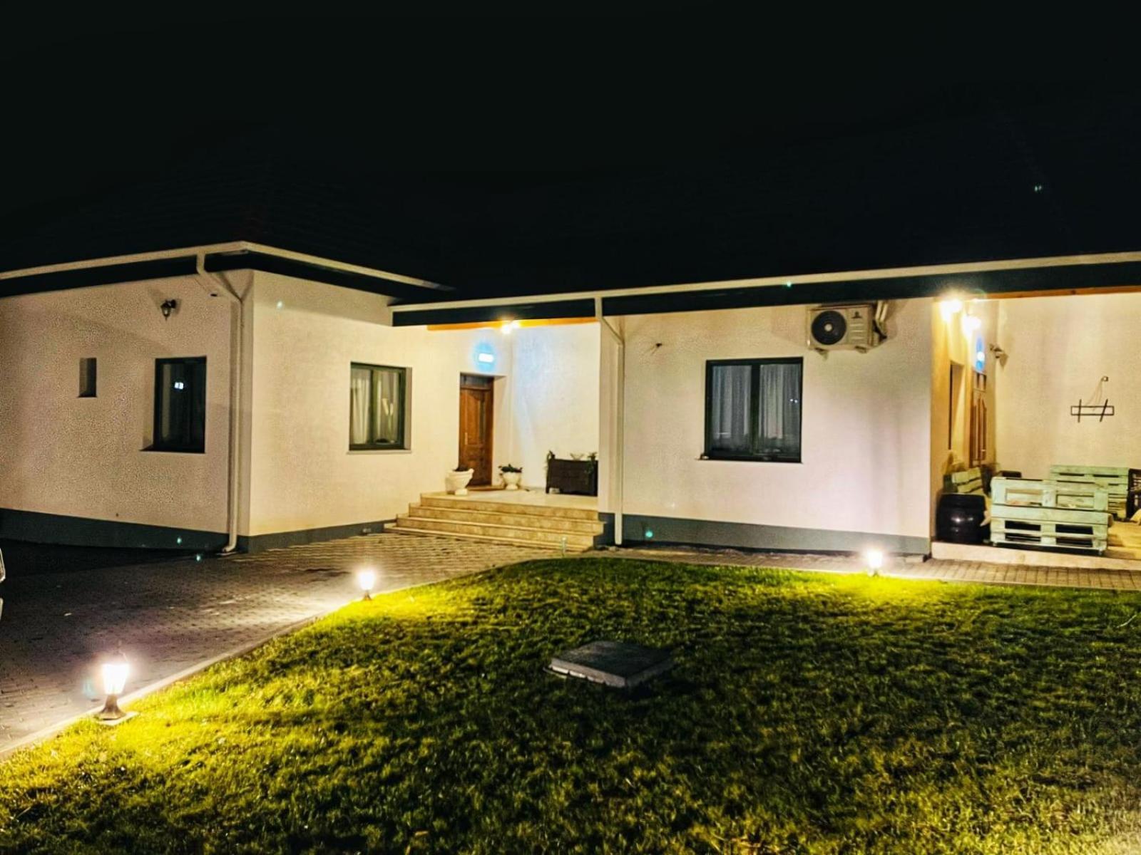 Domeniul Bondarelului Ocolisu Mic Exterior foto